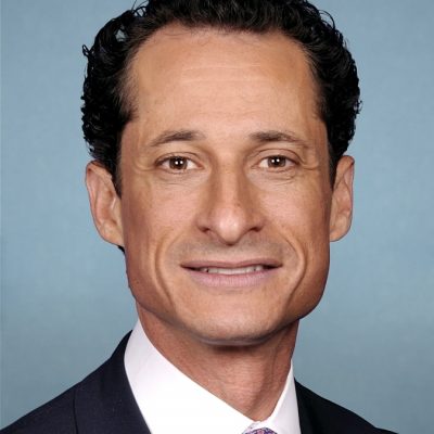 Anthony_Weiner,_official_portrait,_112th_Congress